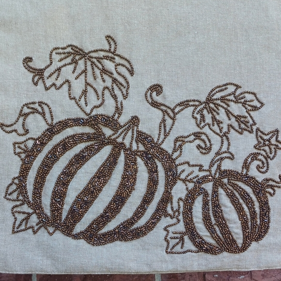 NICOLE MILLER HOME PUMKIN SEQUENCE TABLE RUNNER NWT 14" X 72" - Picture 2 of 16